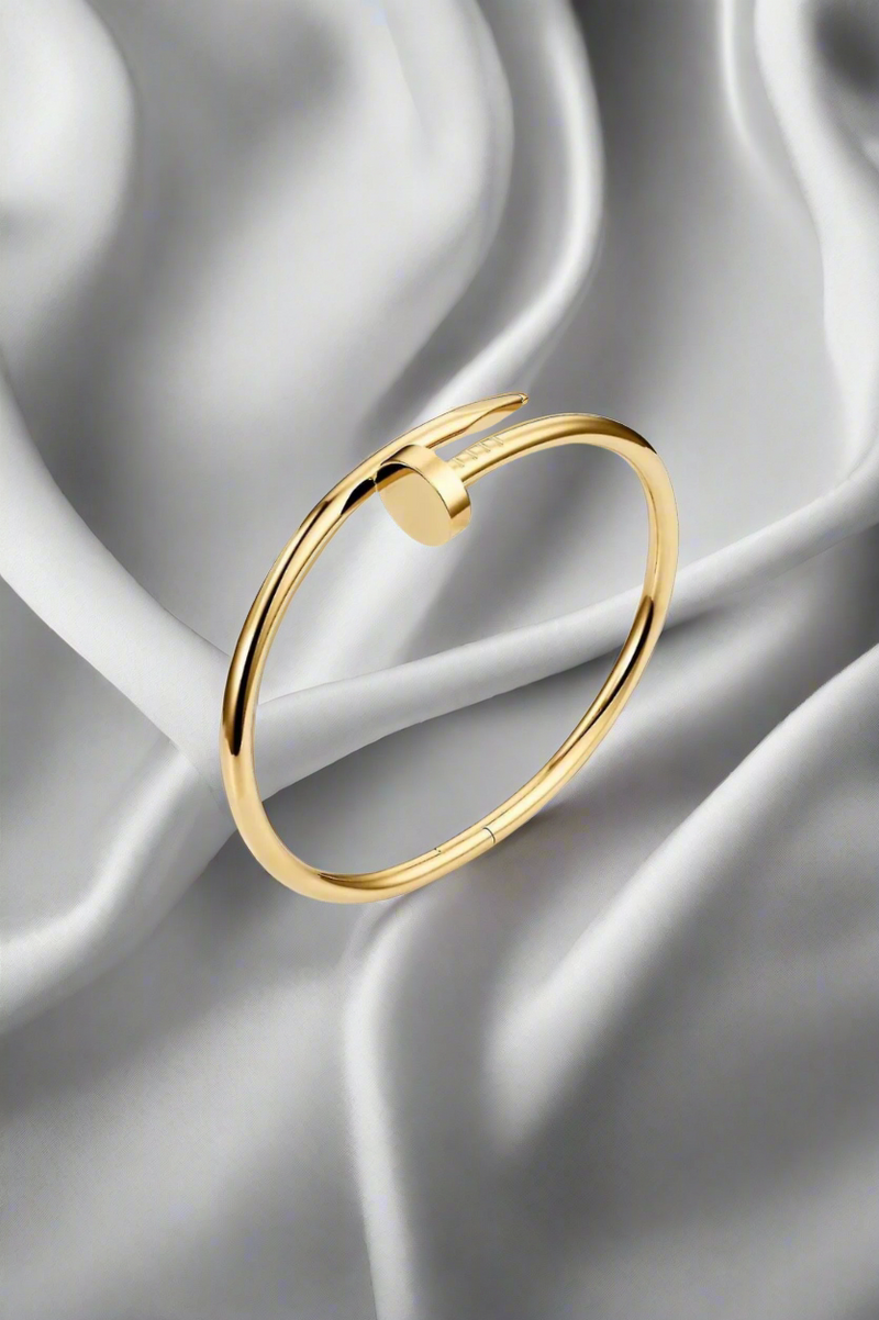 Nail Bangle 2.0 | Gold